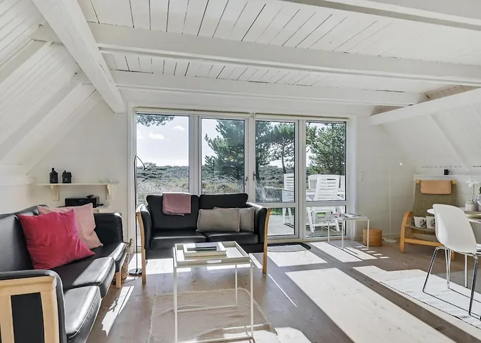 Trana - 2km From The Sea By Interhome *