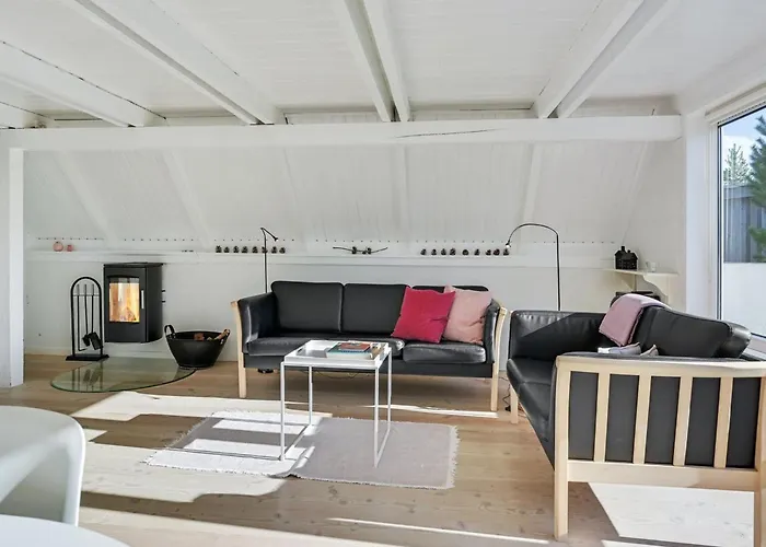 Trana - 2km From The Sea By Interhome Tatil Evi